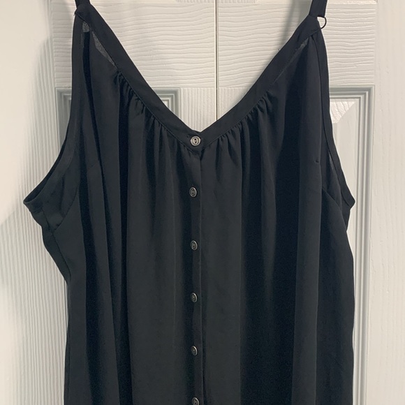Black Torrid Adjustable Strap Button Down Swing Cami - Picture 2 of 12